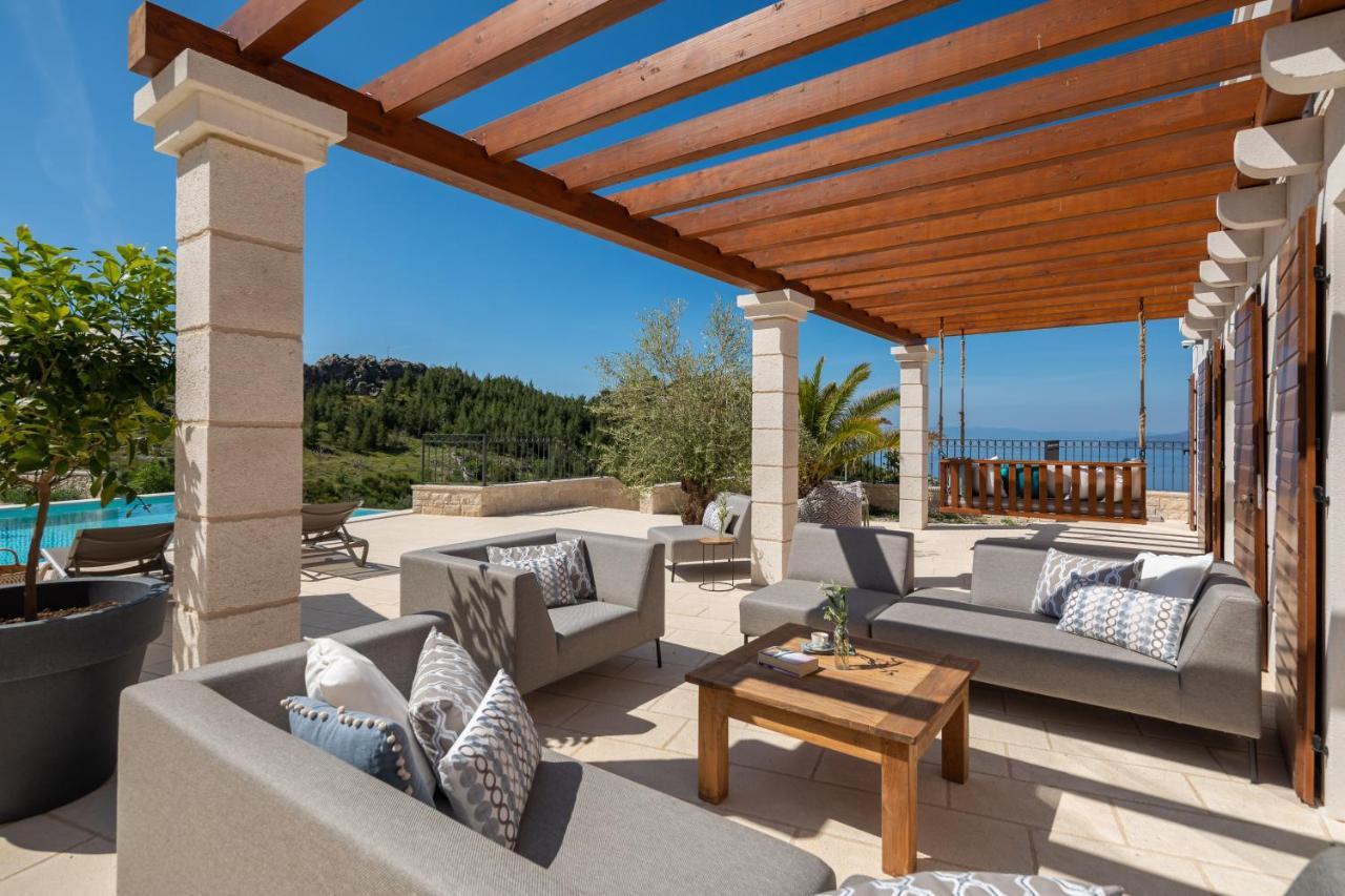 Luxury Salvina Villa *