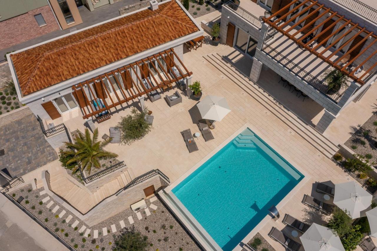 Luxury Salvina Villa